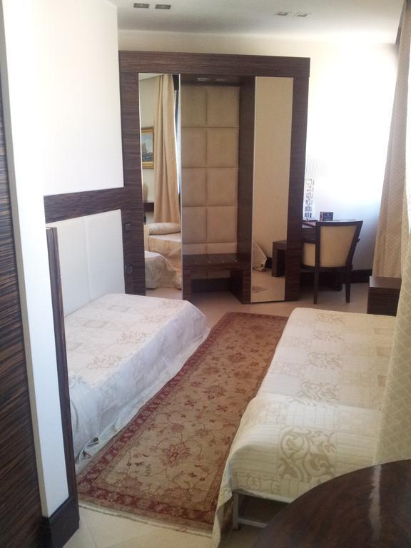 Hotel Excelsior La Maddalena  Kültér fotó