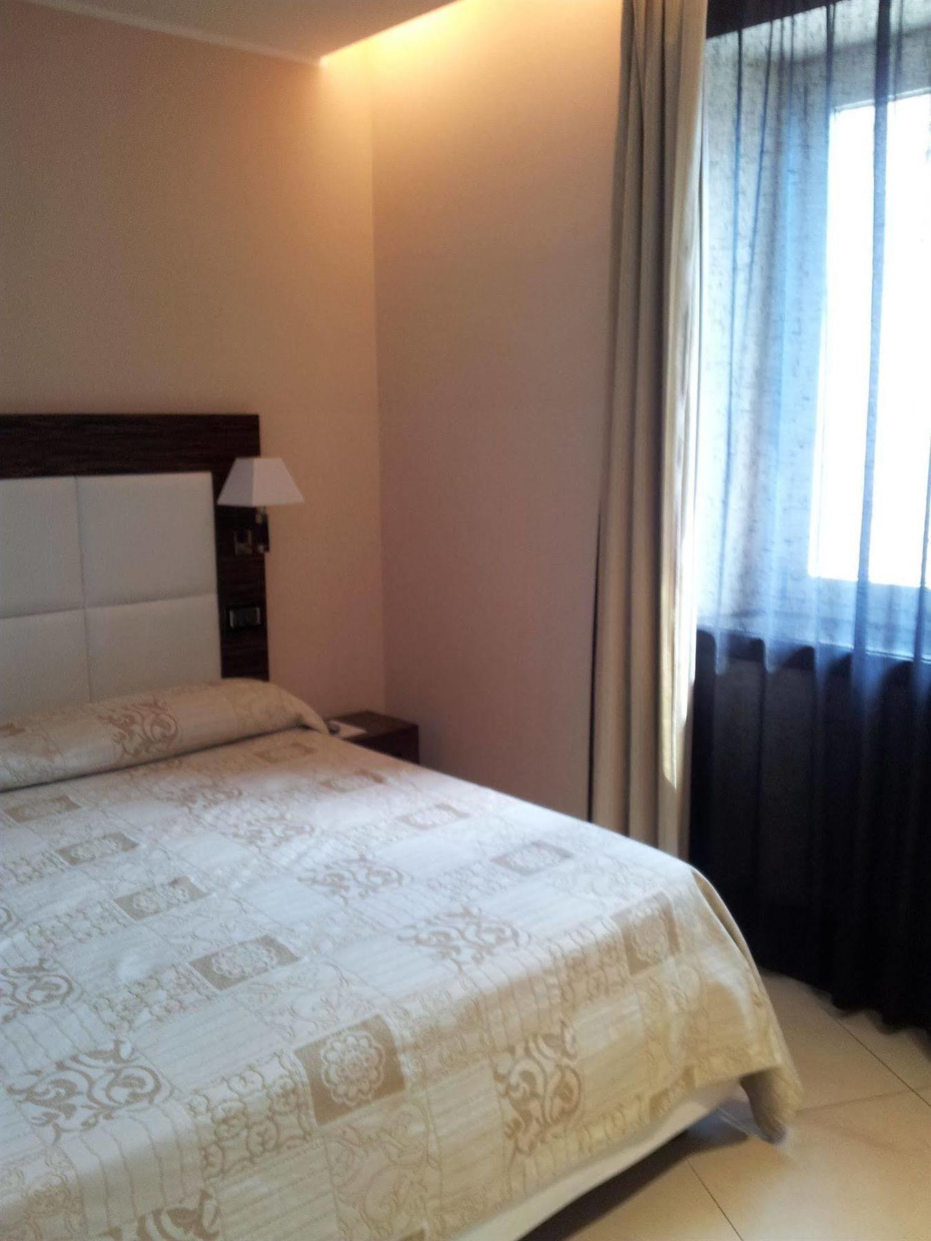 Hotel Excelsior La Maddalena  Kültér fotó