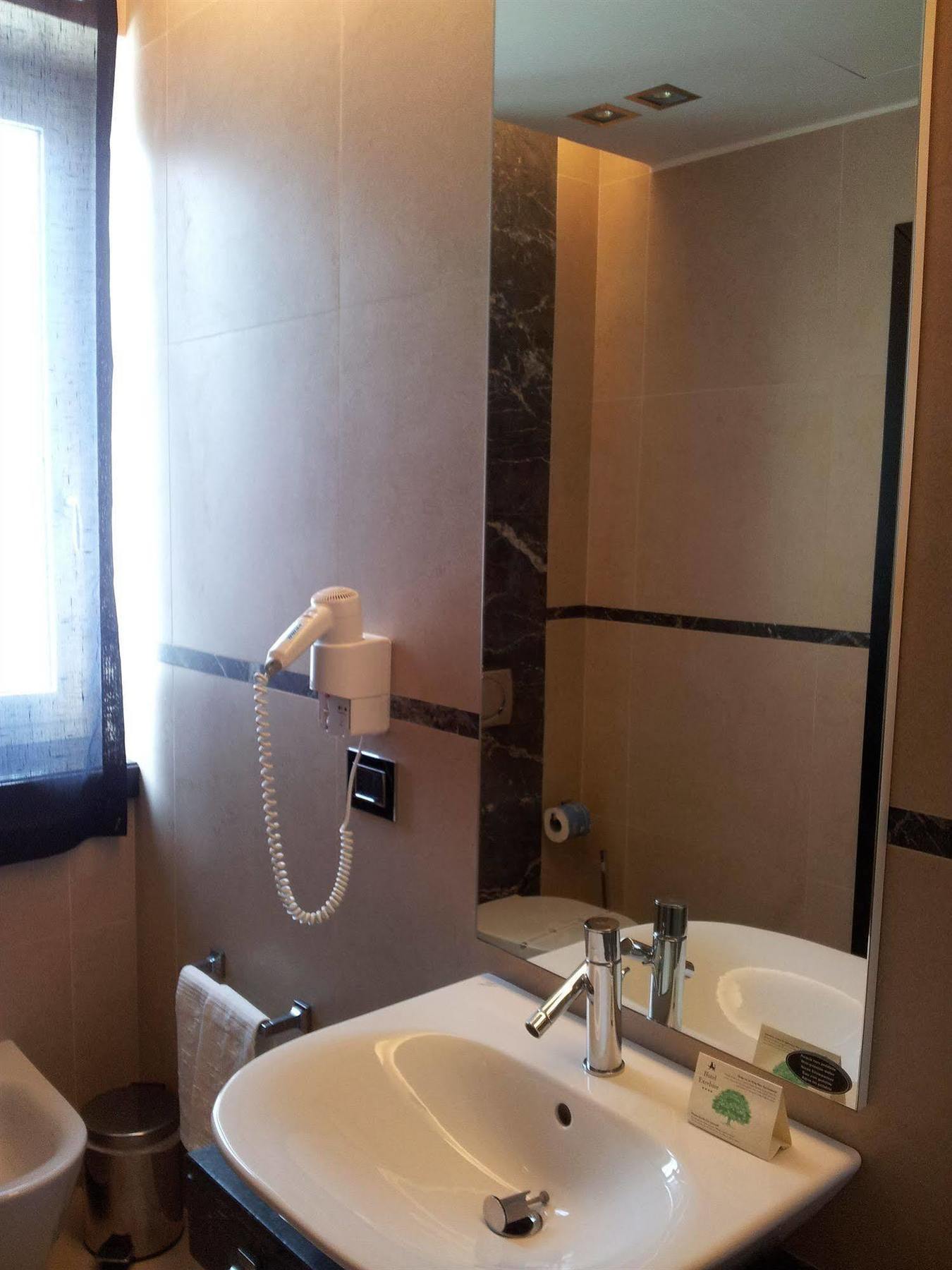 Hotel Excelsior La Maddalena  Kültér fotó