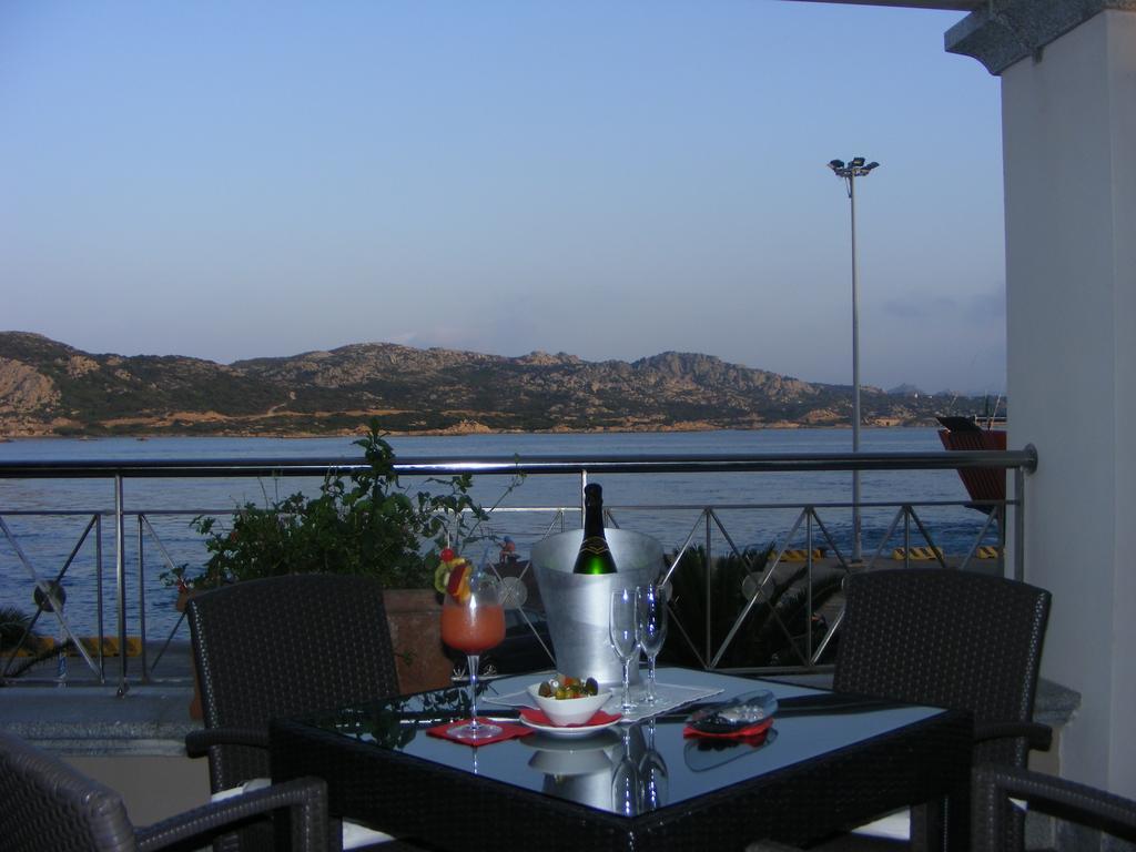 Hotel Excelsior La Maddalena  Kültér fotó